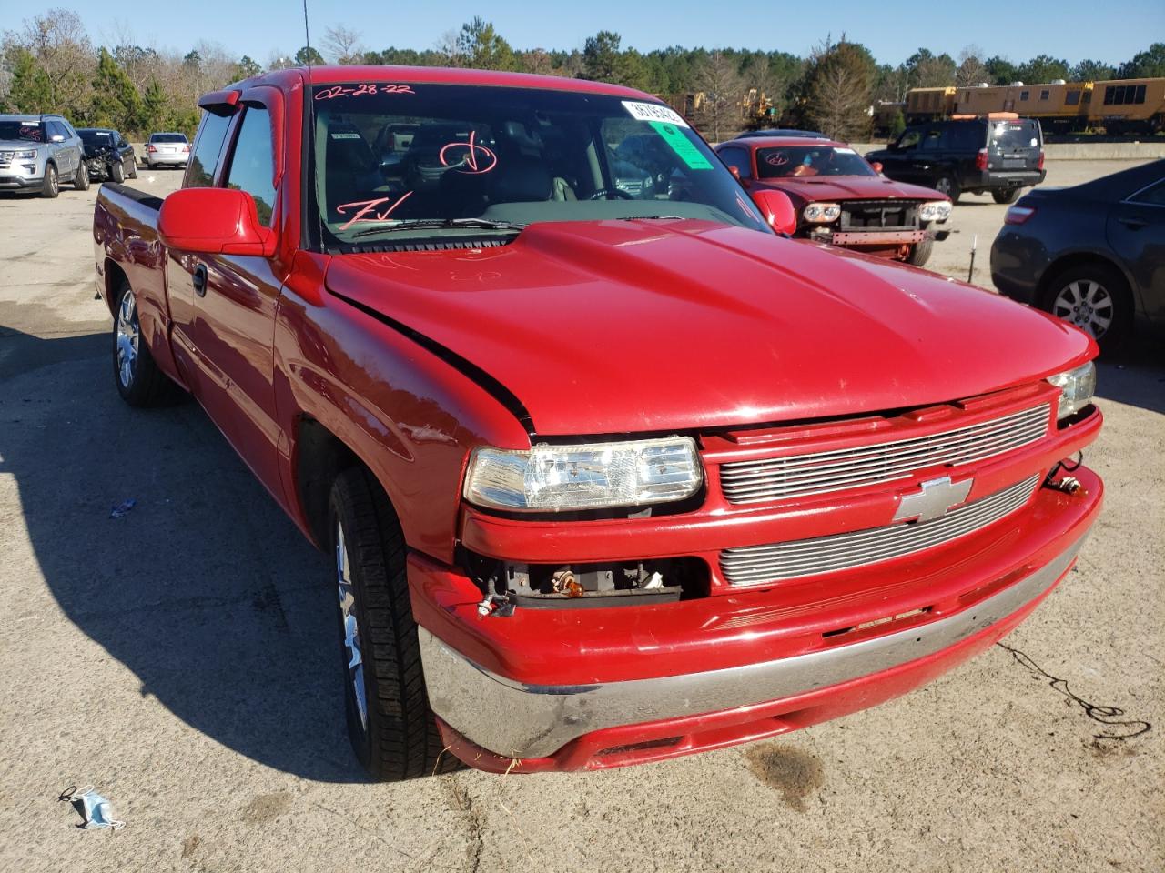CHEVROLET SILVERADO 1999 with VIN 2GCEC19T8X1283293 - Photo from auction