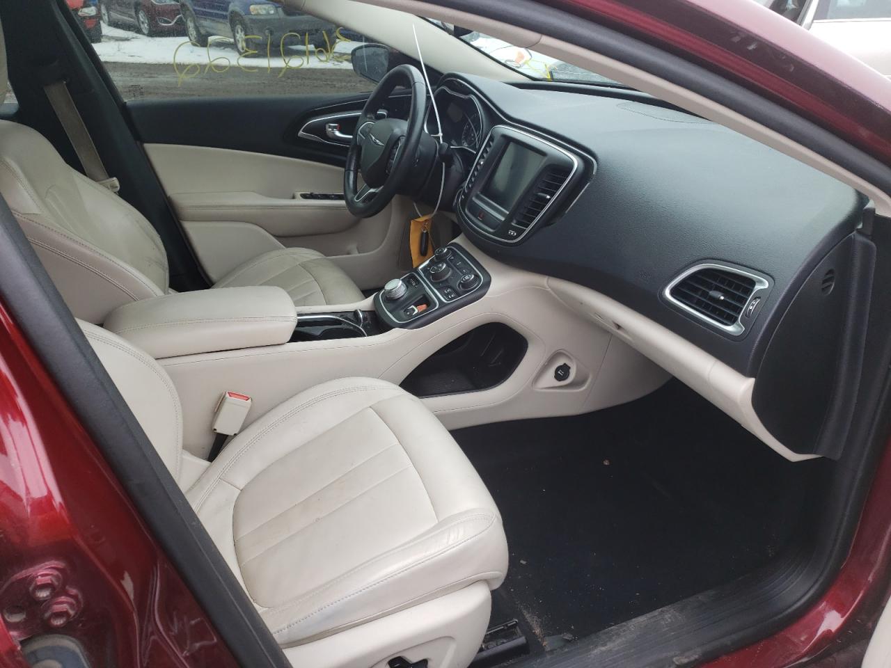 Photo 5 from auction – 2015 CHRYSLER 200 C with VIN 1C3CCCCB9FN520748
