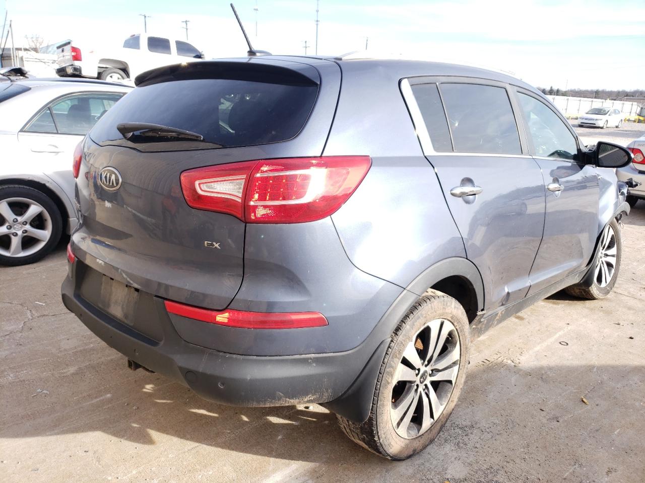 Photo 4 from auction – 2011 KIA SPORTAGE E with VIN KNDPCCA22B7137295