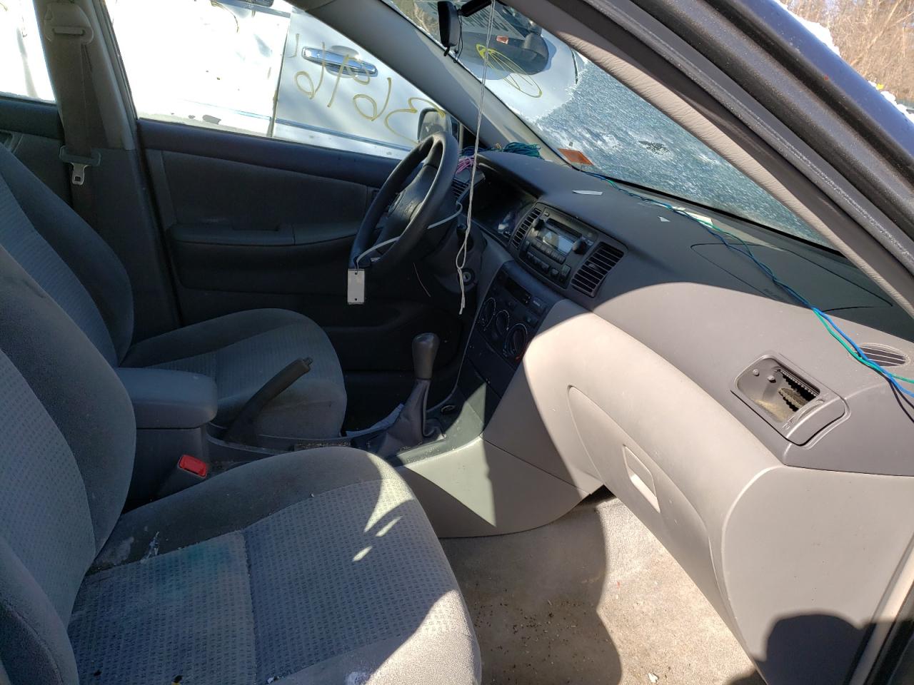 Photo 5 from auction – 2006 TOYOTA COROLLA CE with VIN 2T1BR32E26C705468