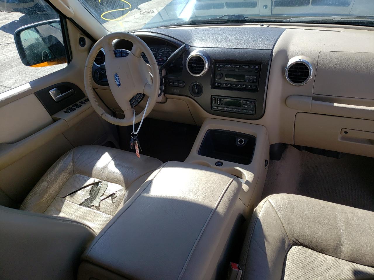 Photo 9 from auction – 2004 FORD EXPEDITION with VIN 1FMPU18LX4LB83771