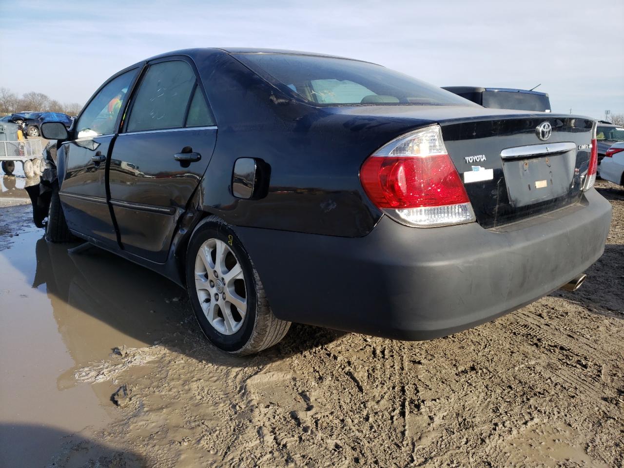 Photo 3 from auction – 2005 TOYOTA CAMRY with VIN 4T1BE30K55U044312