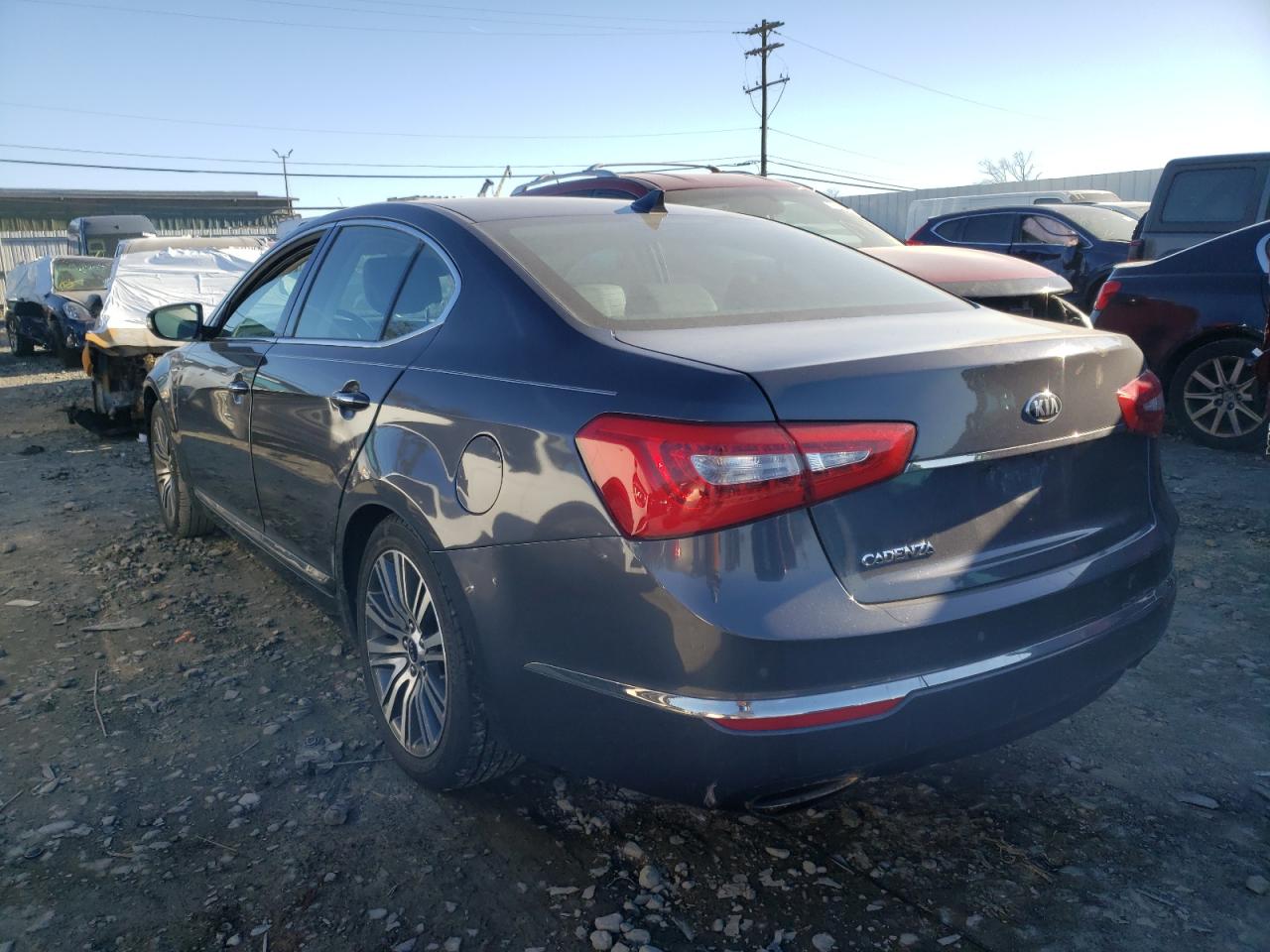 Photo 3 from auction – 2014 KIA CADENZA PR with VIN KNALN4D77E5131902