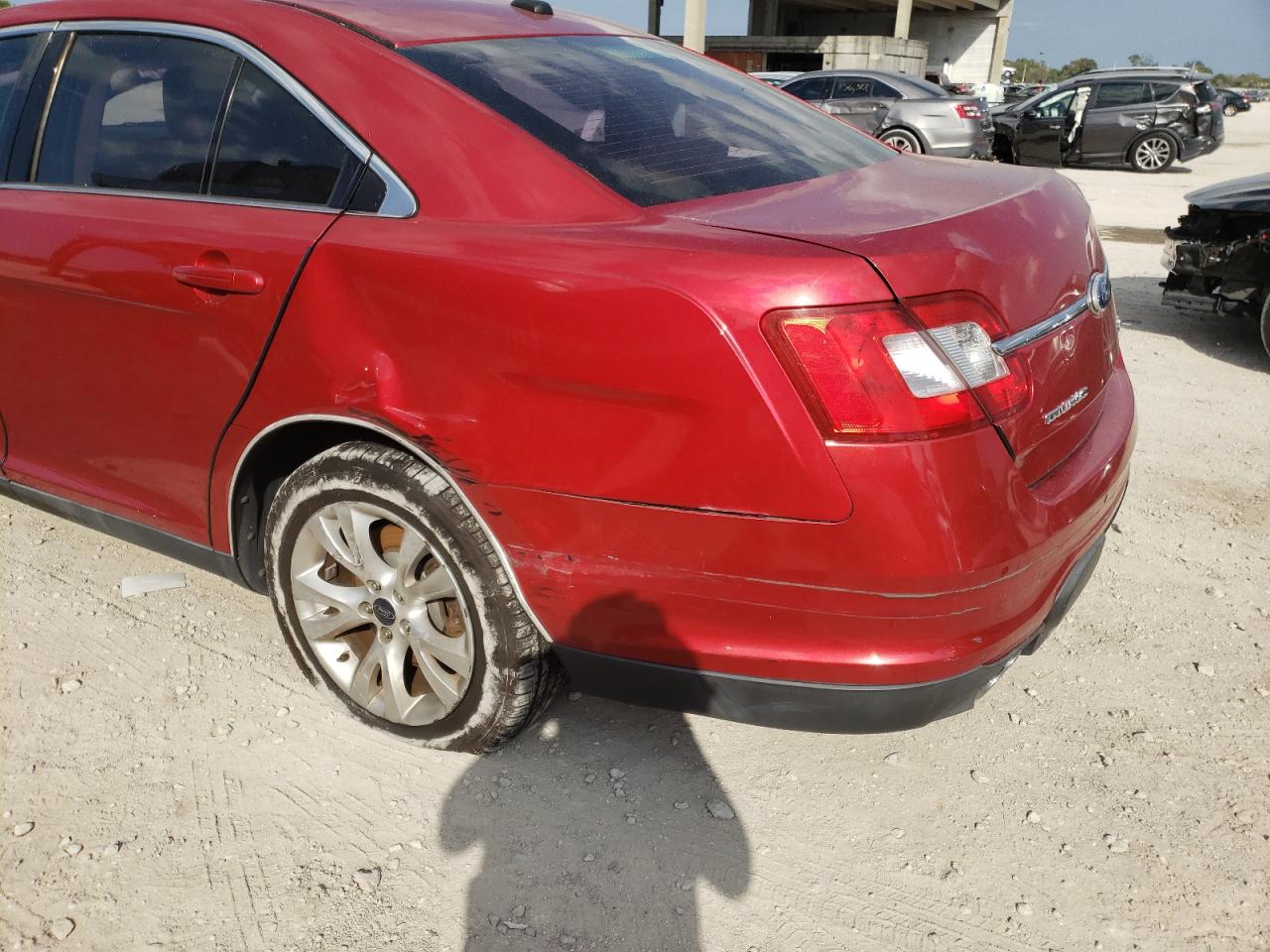 Photo 9 from auction – 2011 FORD TAURUS SEL with VIN 1FAHP2EW8BG115498