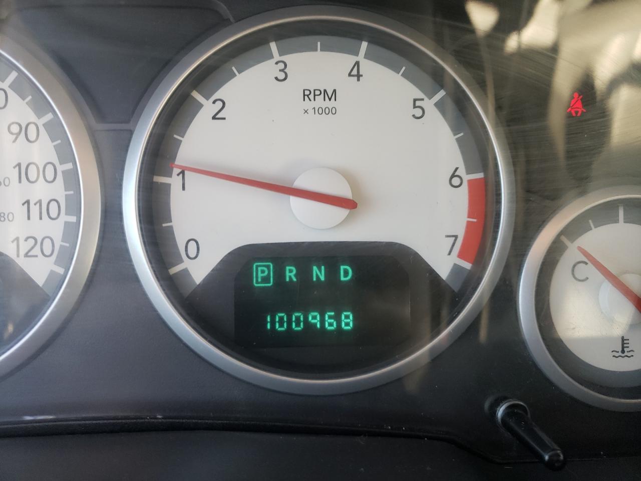 Photo 8 from auction – 2010 DODGE GRAND CARA with VIN 2D4RN5DX2AR223664