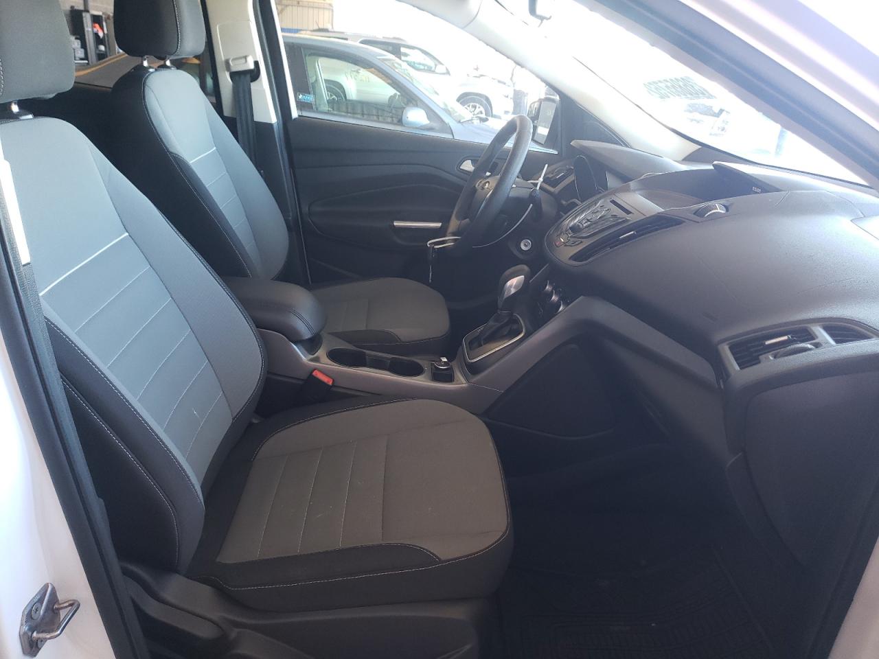 Photo 5 from auction – 2013 FORD ESCAPE SE with VIN 1FMCU0GX8DUD36347