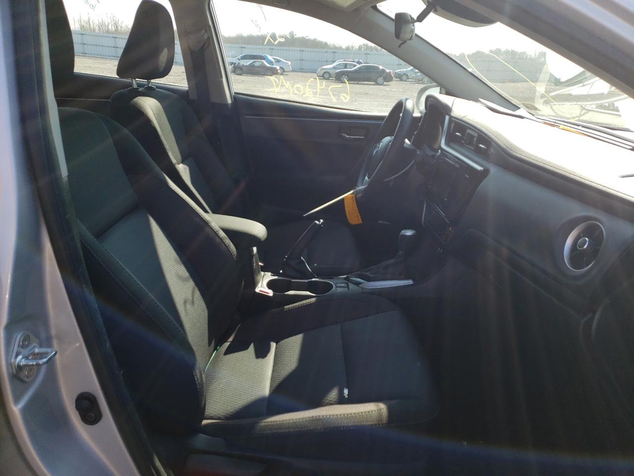 Photo 5 from auction – 2017 TOYOTA COROLLA with VIN 2T1BURHE1HC866339