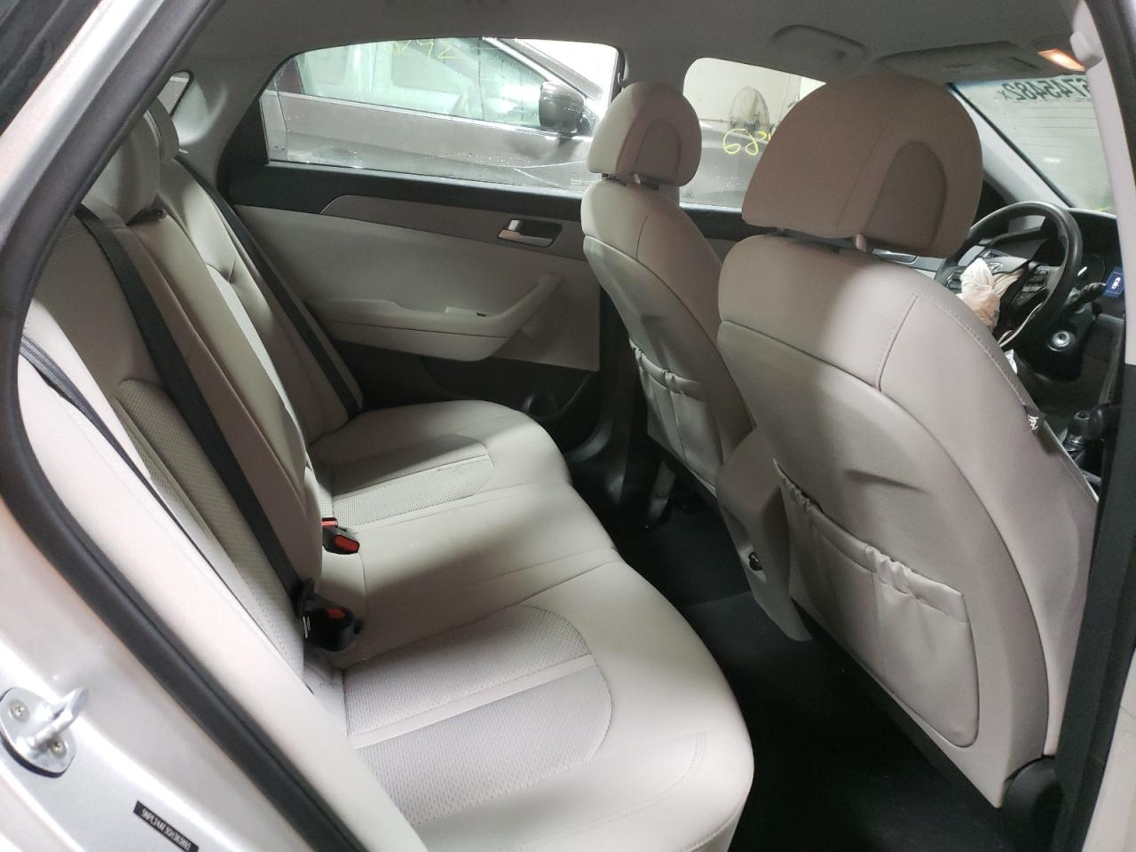Photo 6 from auction – 2016 HYUNDAI SONATA SE with VIN 5NPE24AF3GH383892