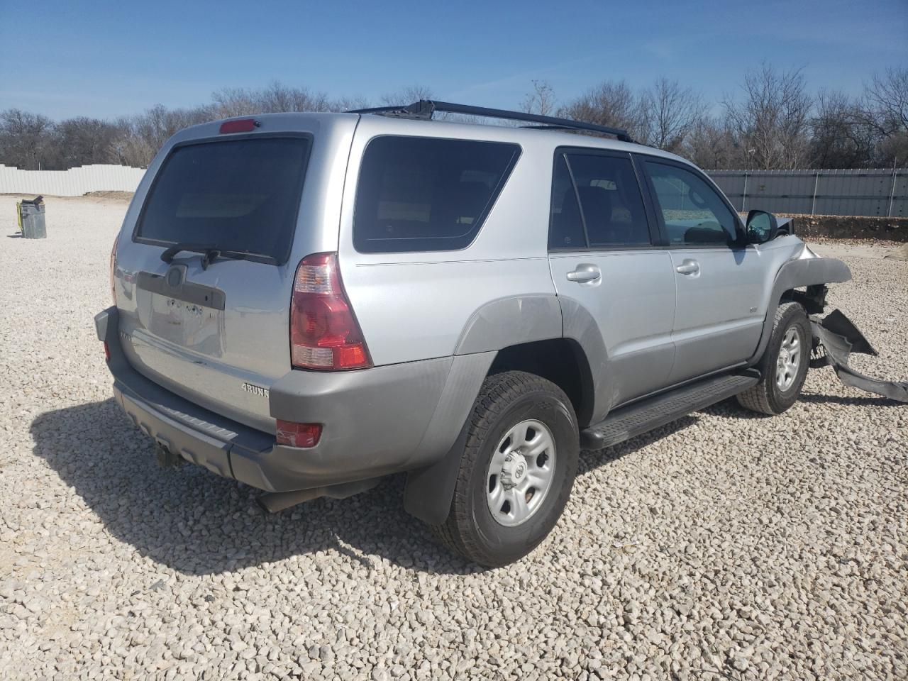 Photo 4 from auction – 2003 TOYOTA 4RUNNER SR with VIN JTEZU14R730003620
