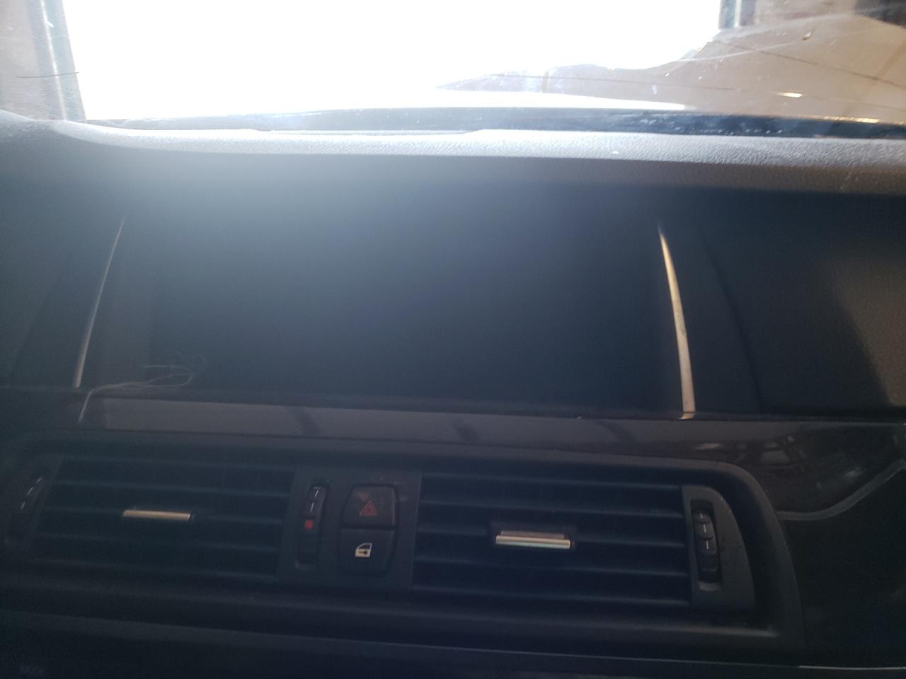 Photo 9 from auction – 2015 BMW 528 XI with VIN WBA5A7C5XFD623580