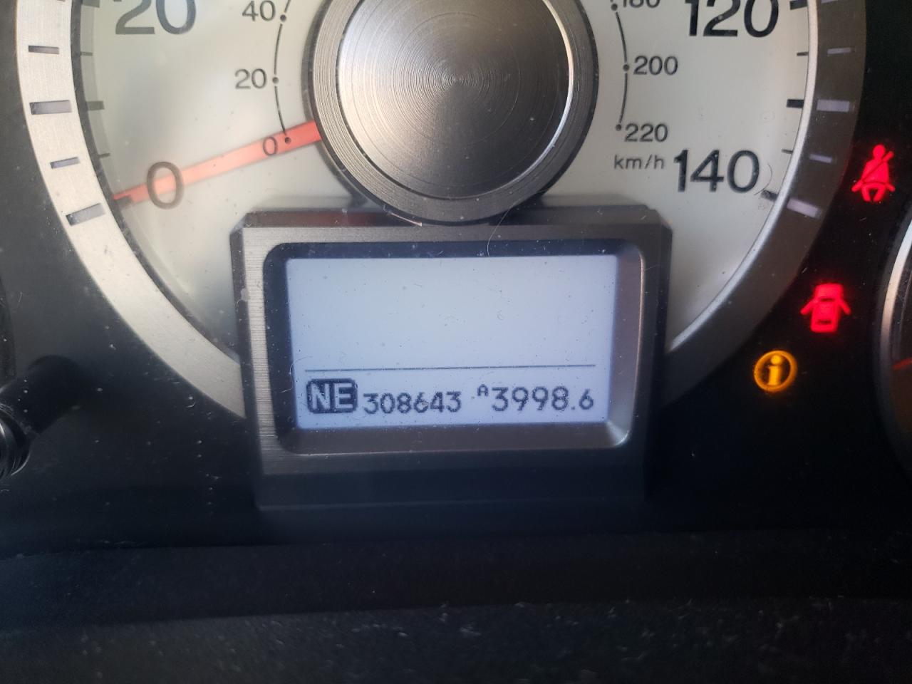 Photo 8 from auction – 2011 HONDA PILOT EXLN with VIN 5FNYF3H70BB018331