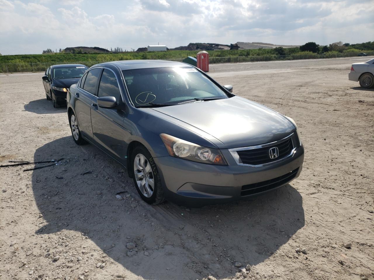 HONDA ACCORD 2008 with VIN JHMCP26808C036720 - Photo from auction