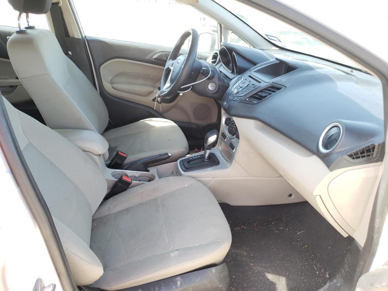 Photo 5 from auction – 2018 FORD FIESTA SE with VIN 3FADP4EJ5JM101853