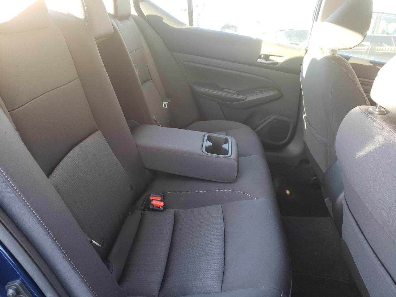 Photo 6 from auction – 2020 NISSAN ALTIMA S with VIN 1N4BL4BV0LC168147