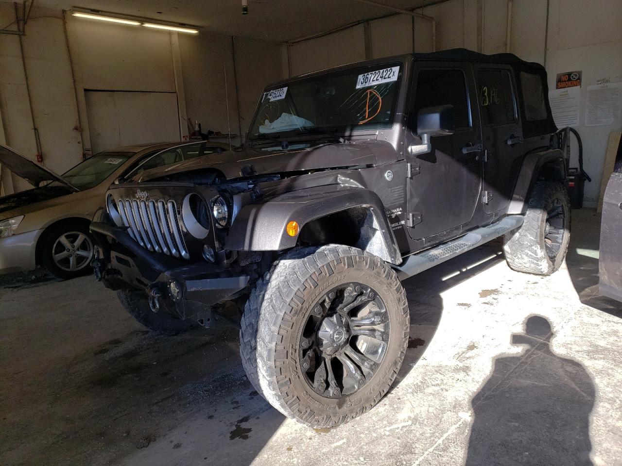 Photo 2 from auction – 2016 JEEP WRANGLER U with VIN 1C4BJWEG9GL222351