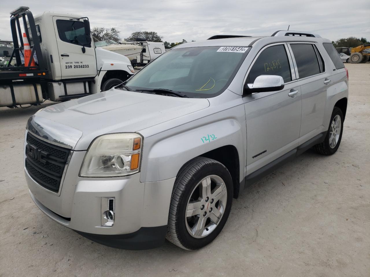 Photo 2 from auction – 2013 GMC TERRAIN SL with VIN 2GKFLWE30D6199219
