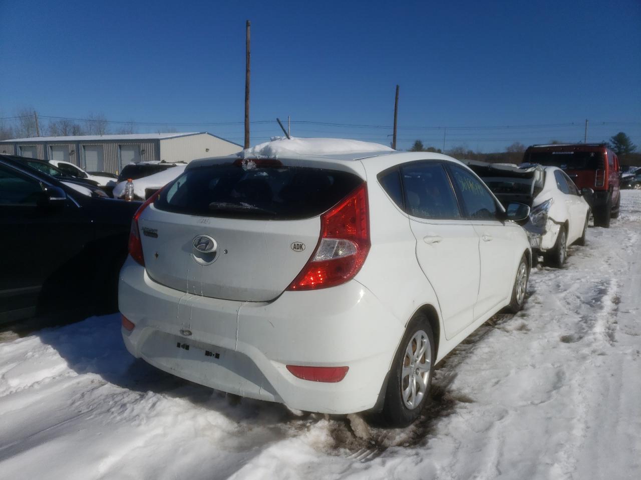 Photo 4 from auction – 2013 HYUNDAI ACCENT GLS with VIN KMHCT5AE1DU092855
