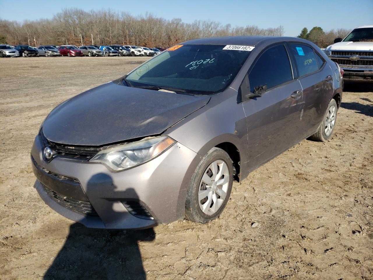 Photo 2 from auction – 2015 TOYOTA COROLLA L with VIN 2T1BURHE0FC475602