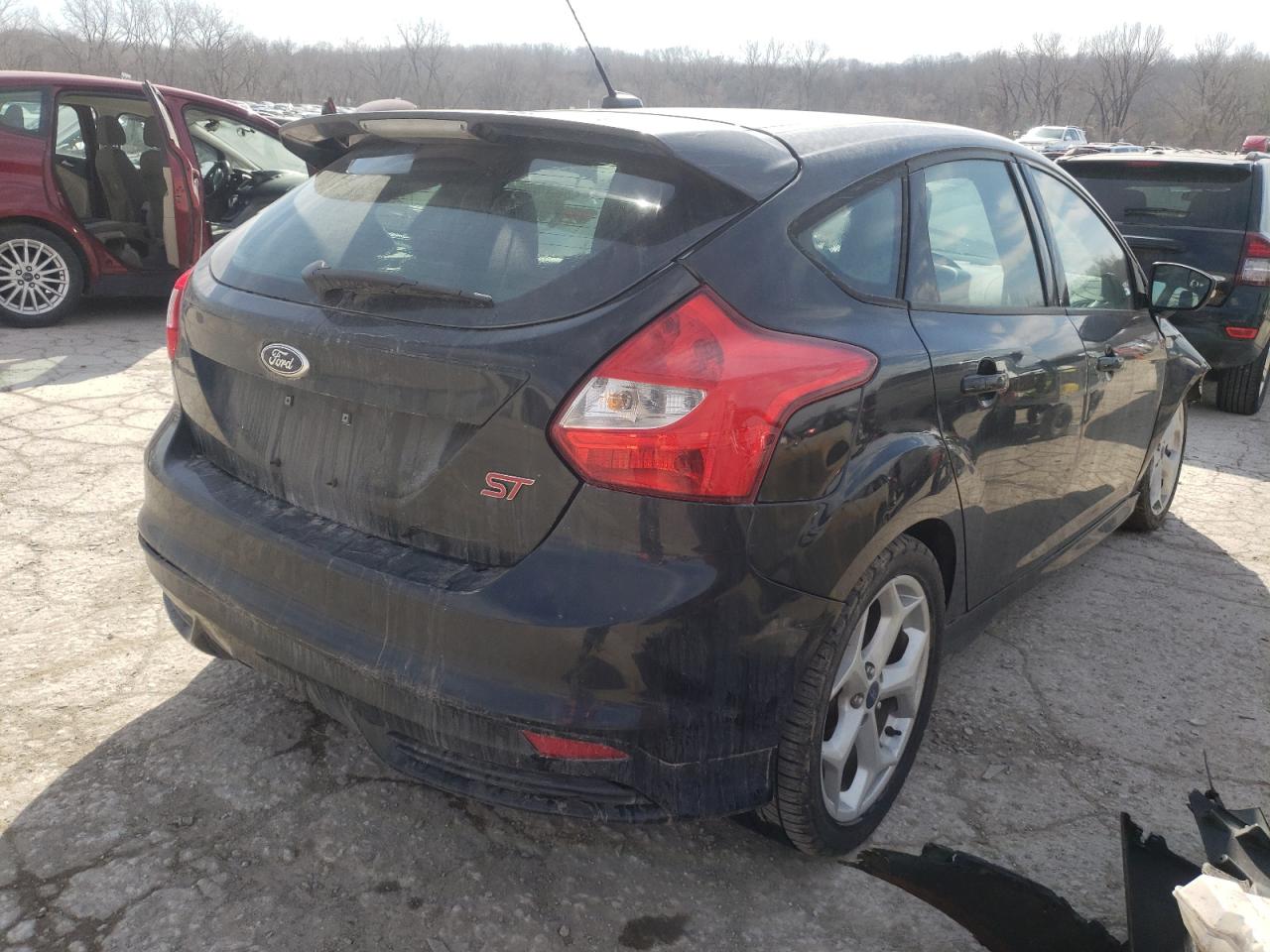 Photo 4 from auction – 2014 FORD FOCUS ST with VIN 1FADP3L95EL311346