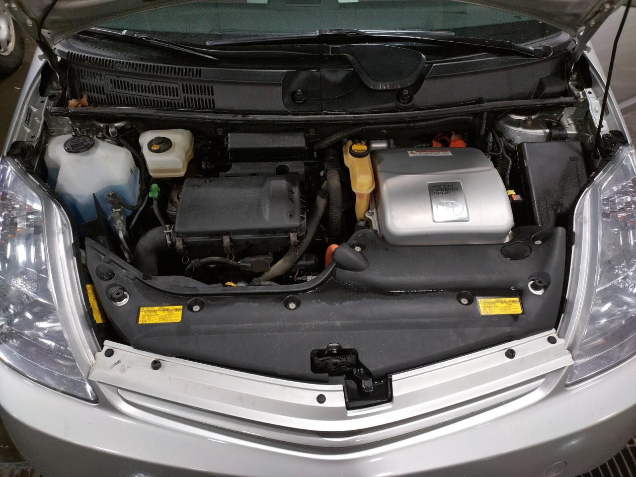 Photo 7 from auction – 2005 TOYOTA PRIUS with VIN JTDKB20U957050251