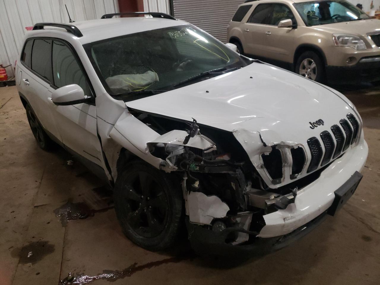Photo 1 from auction – 2016 JEEP CHEROKEE L with VIN 1C4PJLCB5GW238069