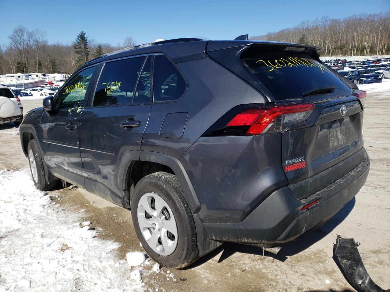 Photo 3 from auction – 2021 TOYOTA RAV4 LE with VIN 2T3F1RFV1MW223941