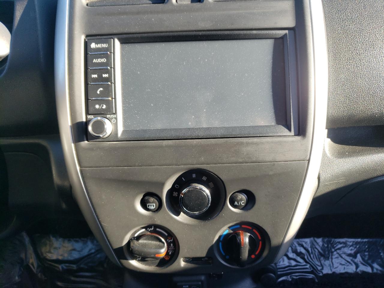 Photo 9 from auction – 2018 NISSAN VERSA NOTE with VIN 3N1CE2CP8JL370154