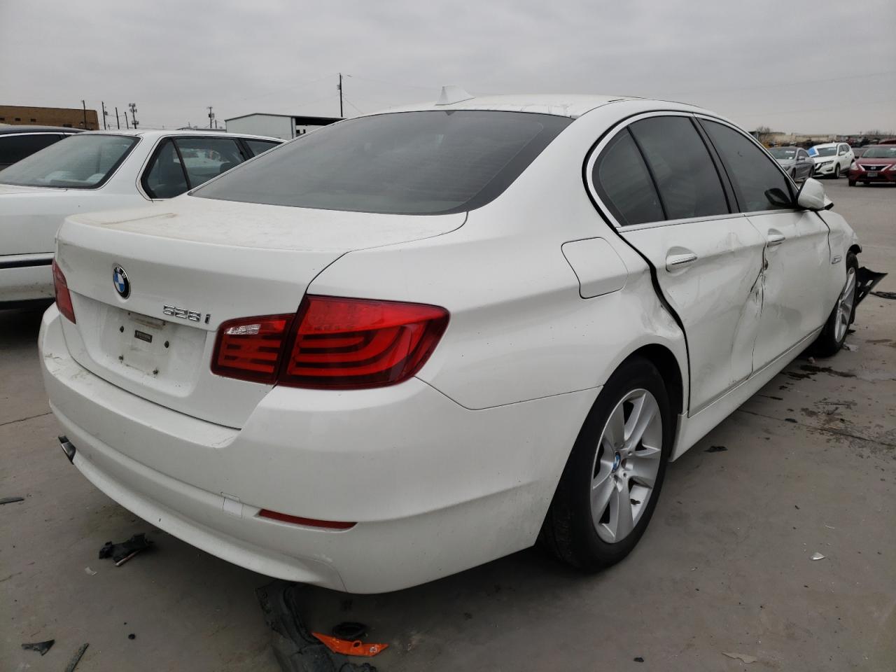 Photo 4 from auction – 2013 BMW 528 I with VIN WBAXG5C59DD234079