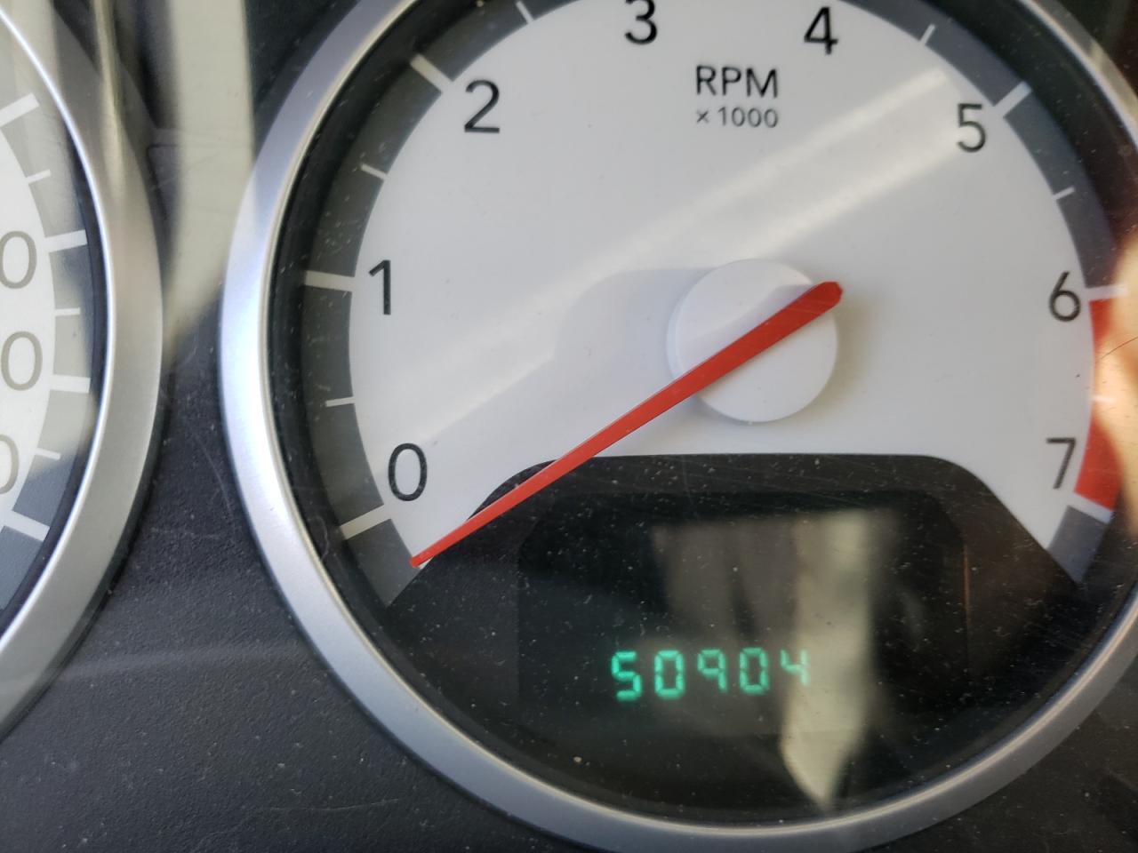 Photo 8 from auction – 2010 DODGE GRAND CARA with VIN 2D4RN5D17AR171833