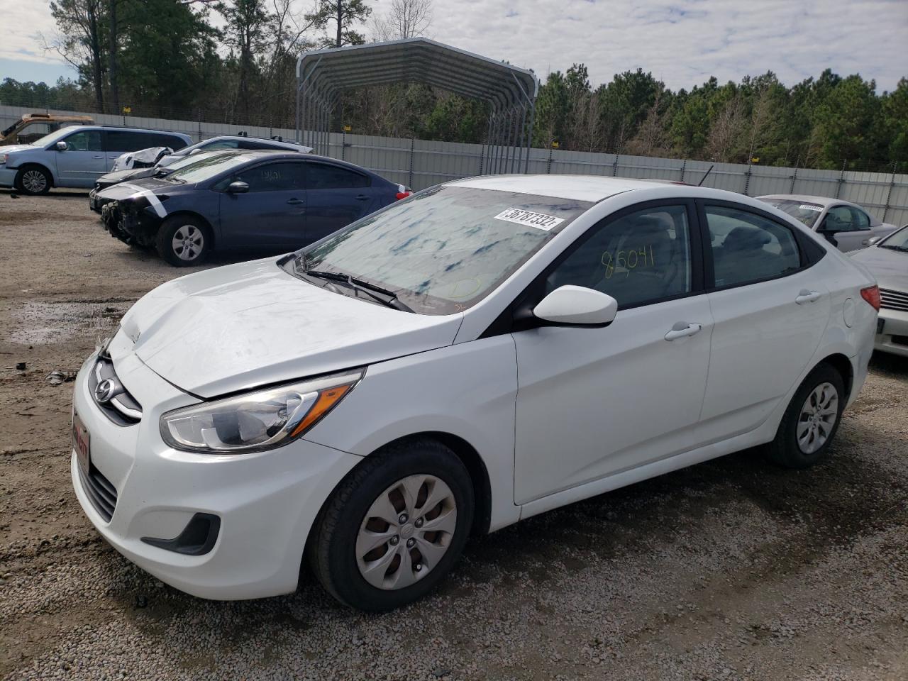 Photo 2 from auction – 2015 HYUNDAI ACCENT GLS with VIN KMHCT4AE8FU806154