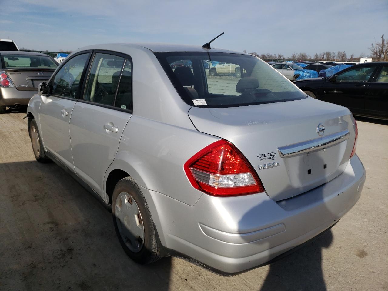 Photo 3 from auction – 2010 NISSAN VERSA S with VIN 3N1BC1AP2AL430153