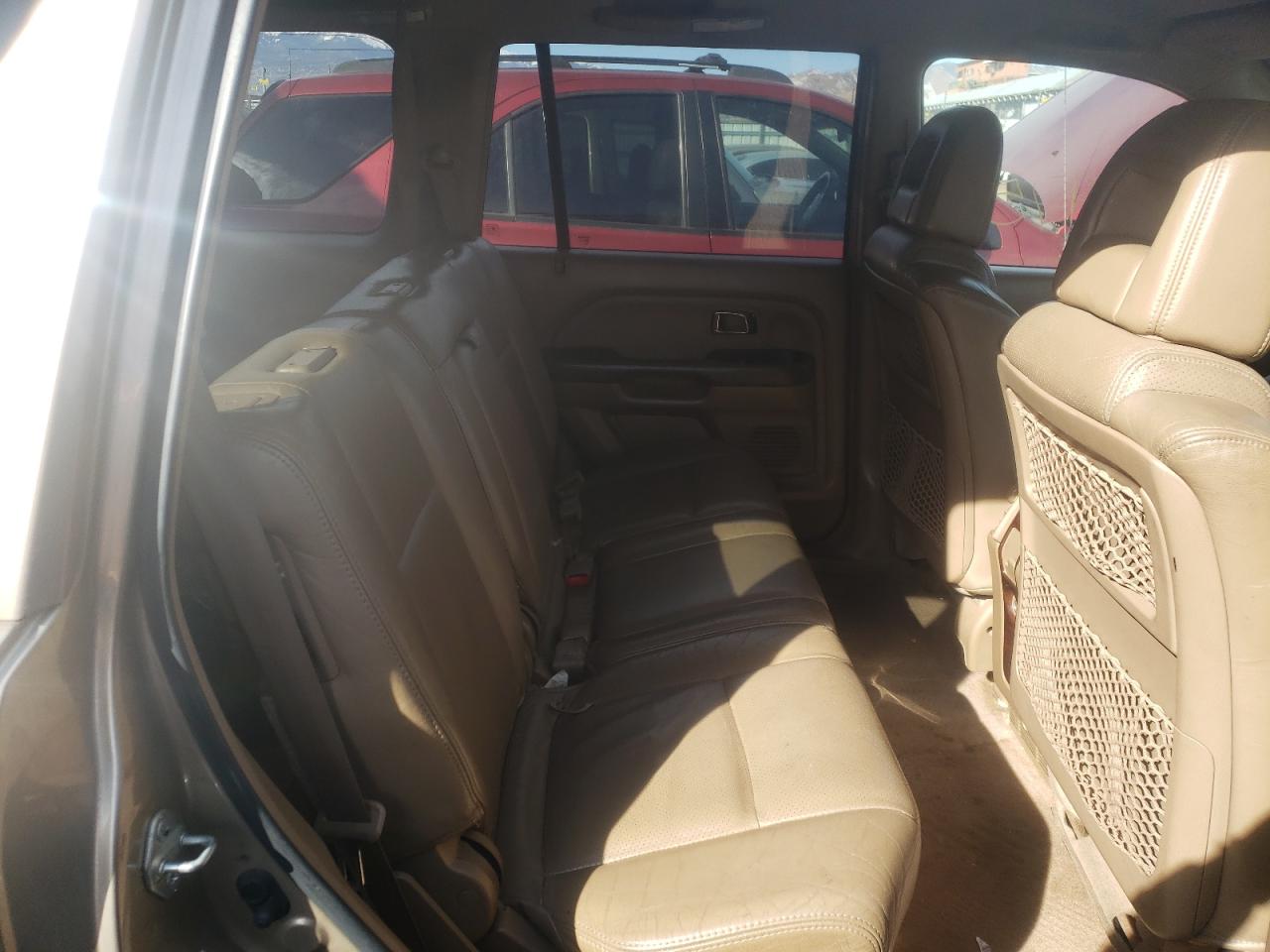 Photo 6 from auction – 2004 HONDA PILOT EXL with VIN 2HKYF18534H540006