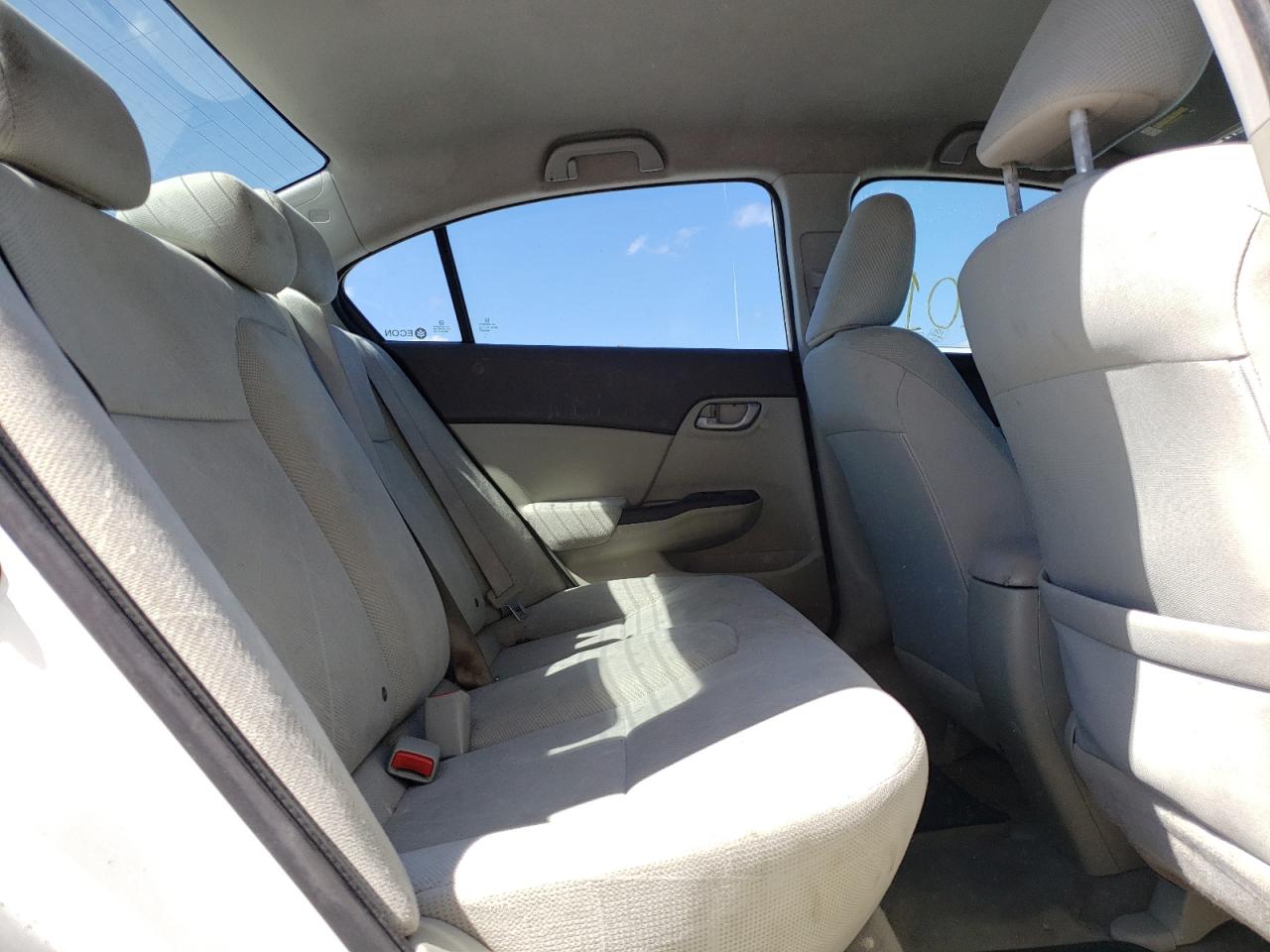 Photo 6 from auction – 2012 HONDA CIVIC LX with VIN 19XFB2E56CE057397