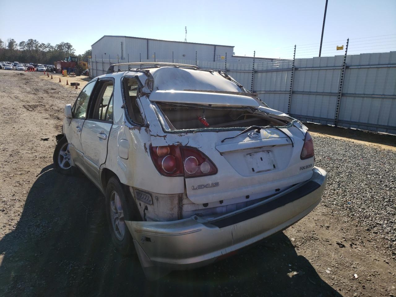 Photo 9 from auction – 1999 LEXUS RX 300 with VIN JT6GF10UXX0022255