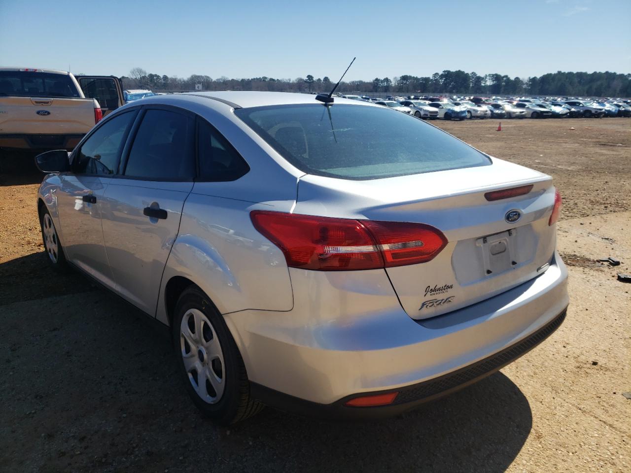 Photo 3 from auction – 2016 FORD FOCUS S with VIN 1FADP3E28GL305723