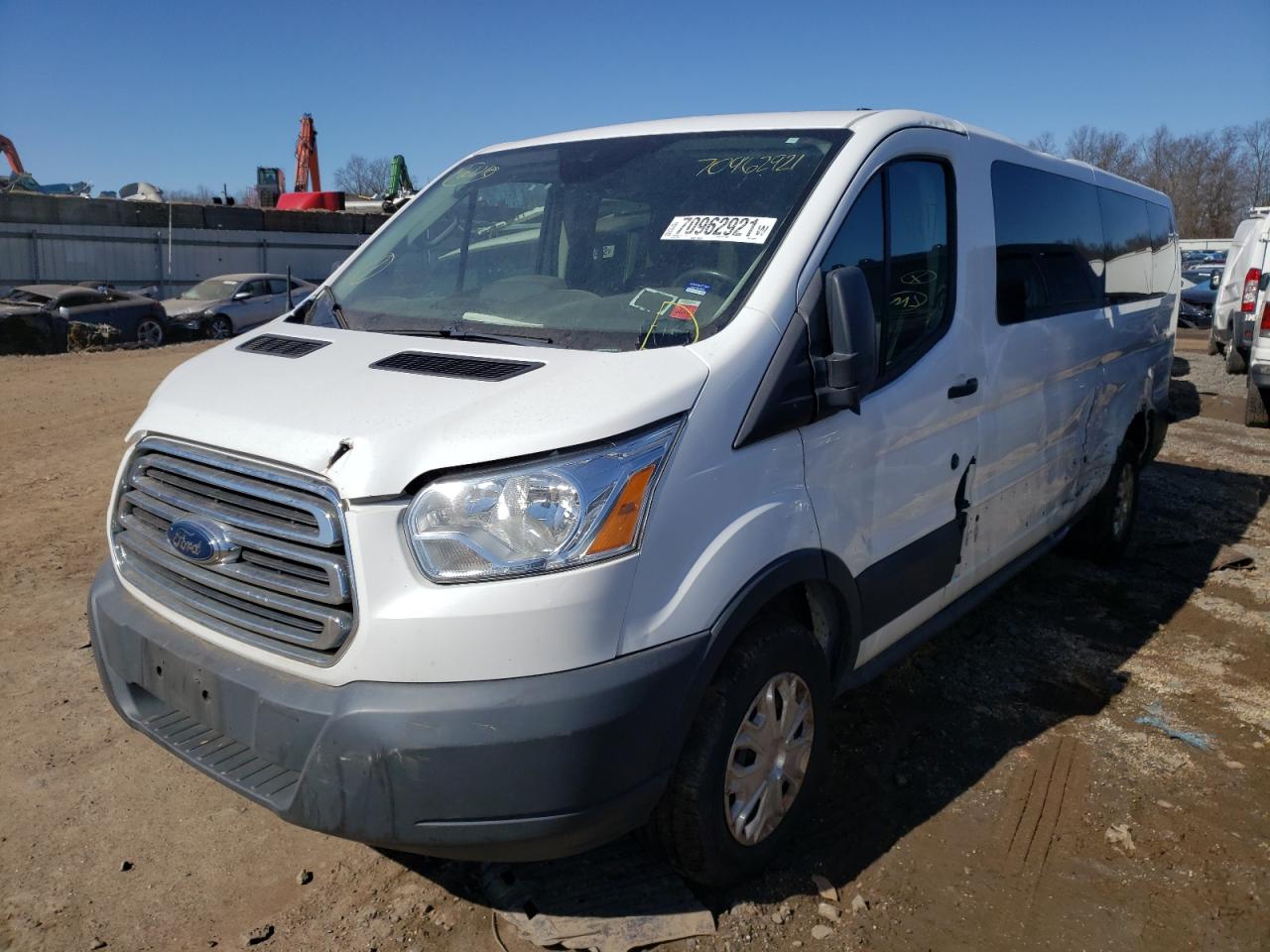 Photo 2 from auction – 2015 FORD TRANSIT T- with VIN 1FBZX2ZM7FKA73291
