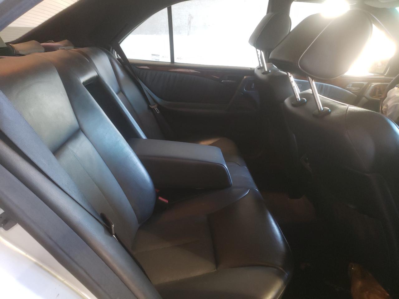Photo 6 from auction – 1998 MERCEDES-BENZ E 430 with VIN WDBJF70F9WA715960