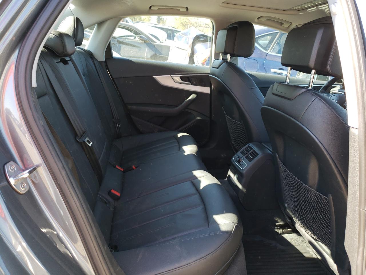 Photo 6 from auction – 2017 AUDI A4 PREMIUM with VIN WAUANAF44HN045864