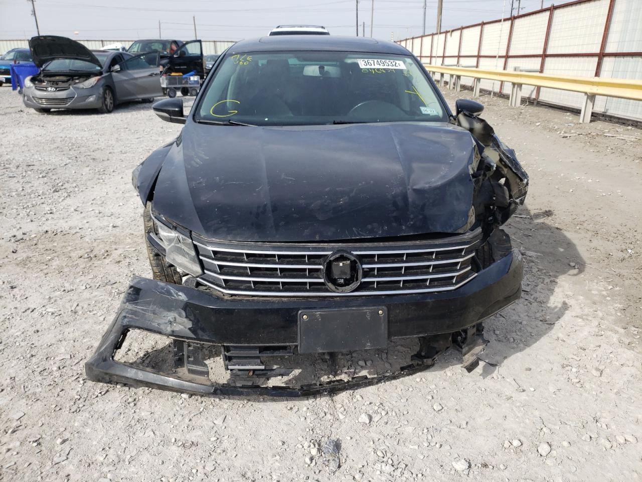 Photo 9 from auction – 2016 VOLKSWAGEN PASSAT SE with VIN 1VWBS7A39GC046839