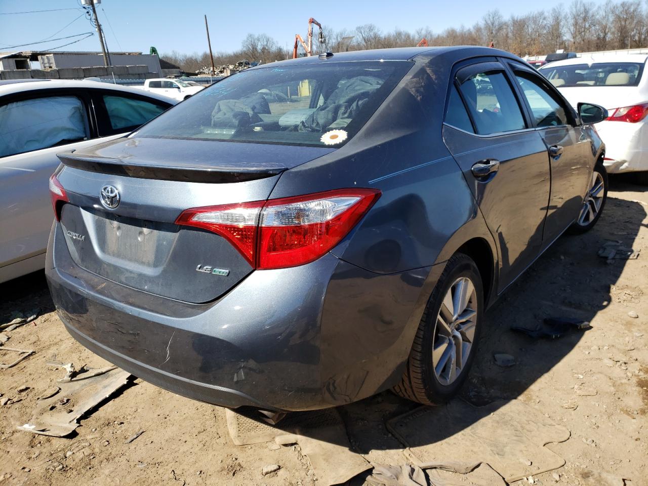 Photo 4 from auction – 2015 TOYOTA COROLLA EC with VIN 2T1BPRHE6FC285004