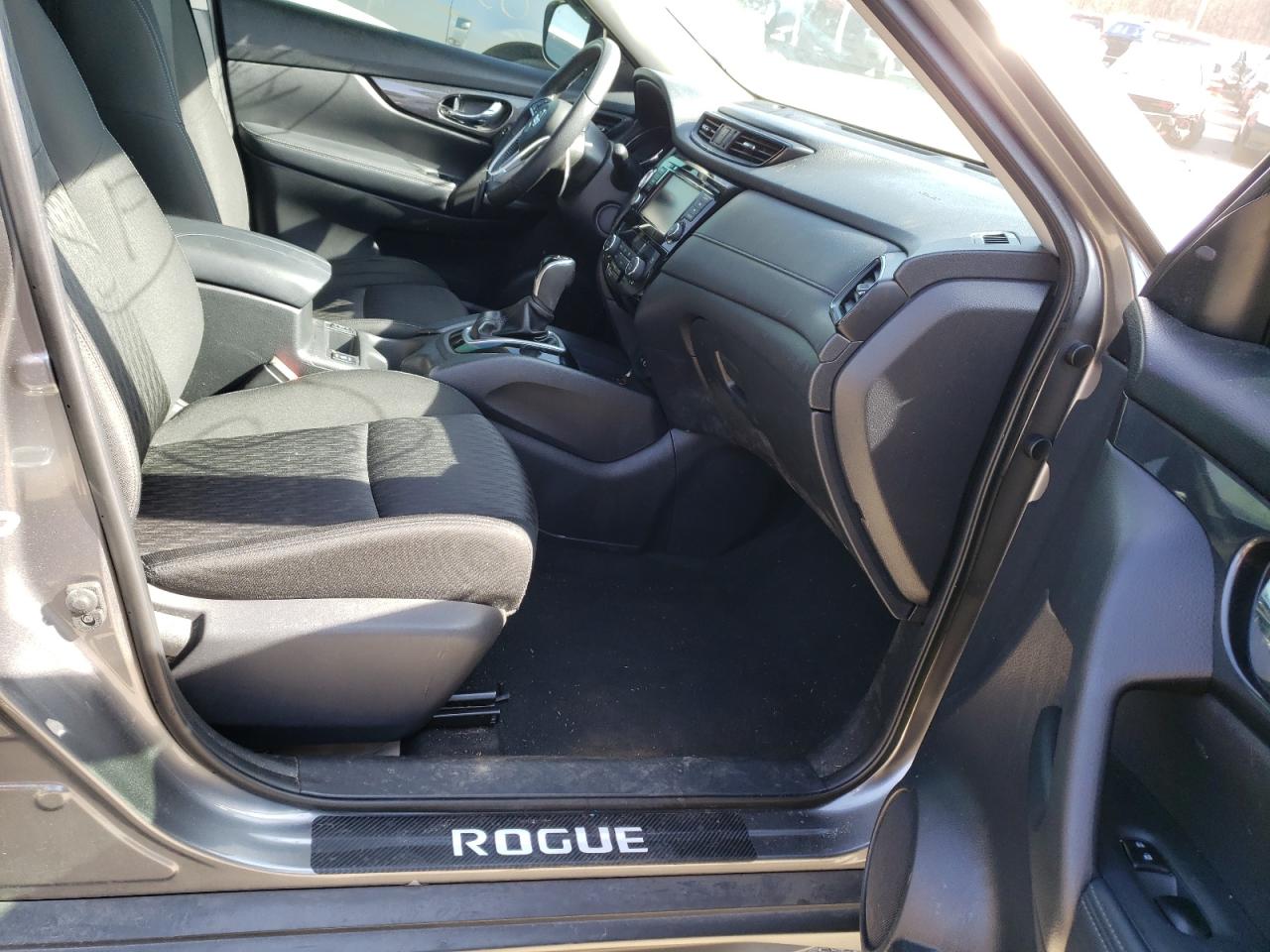Photo 5 from auction – 2020 NISSAN ROGUE S with VIN KNMAT2MT7LP506352