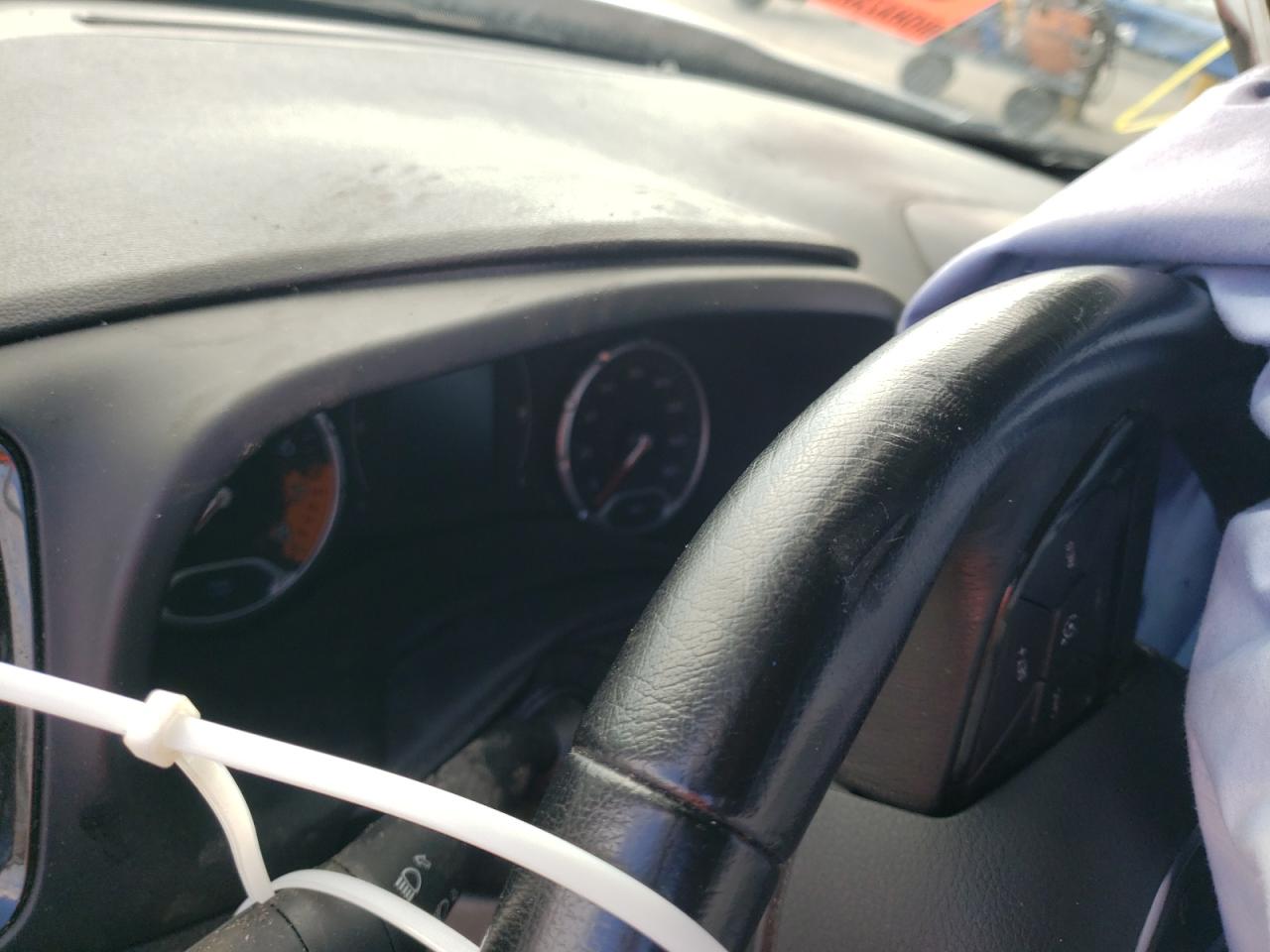 Photo 8 from auction – 2018 JEEP RENEGADE L with VIN ZACCJABB4JPJ44271