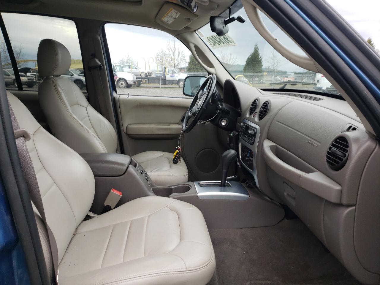 Photo 5 from auction – 2004 JEEP LIBERTY LI with VIN 1J4GL58K74W146613