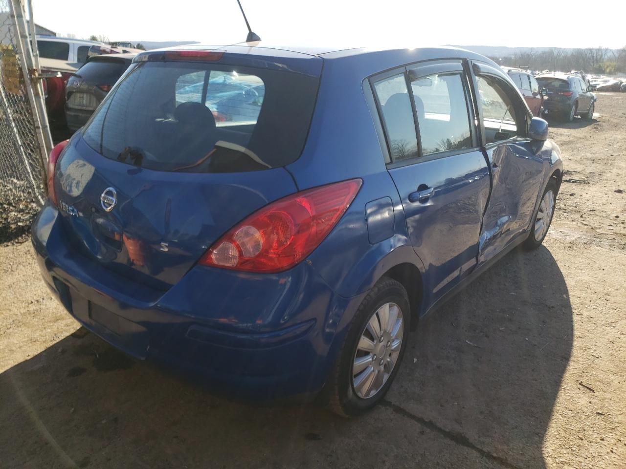 Photo 4 from auction – 2007 NISSAN VERSA S with VIN 3N1BC13E97L403102