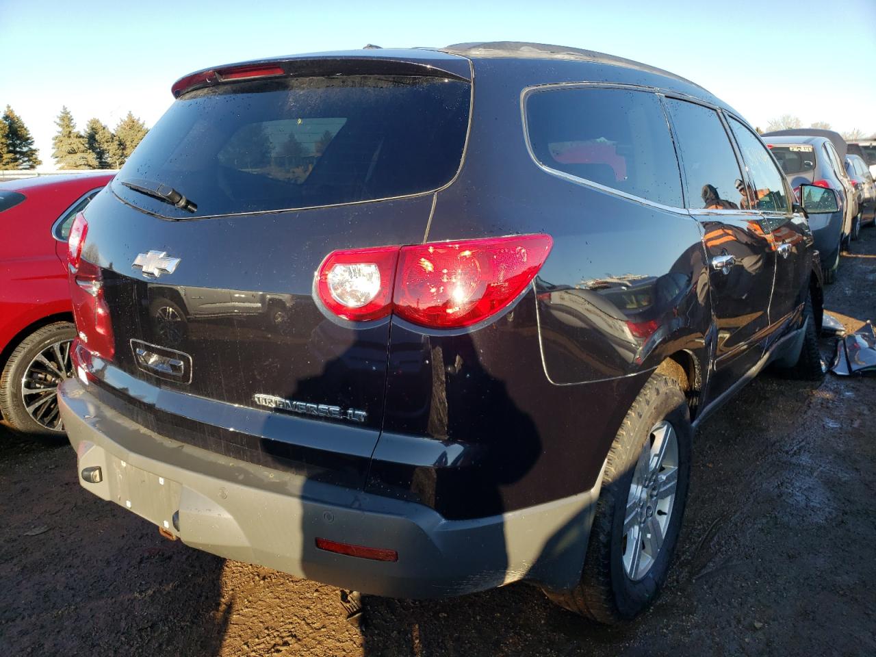 Photo 4 from auction – 2012 CHEVROLET TRAVERSE L with VIN 1GNKVGEDXCJ256280