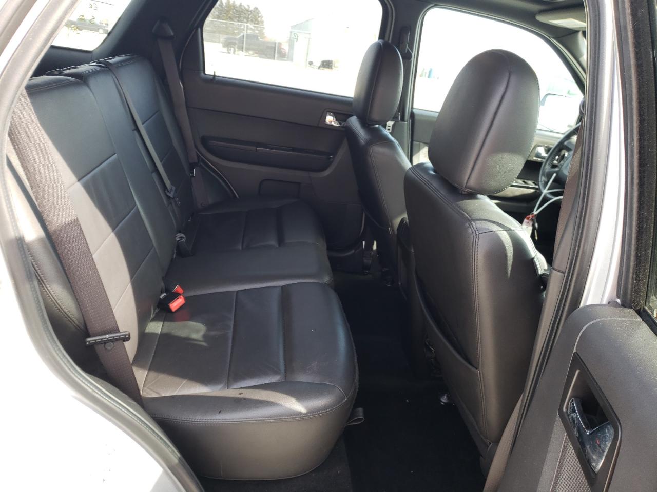 Photo 6 from auction – 2012 FORD ESCAPE LIM with VIN 1FMCU0E77CKA74124