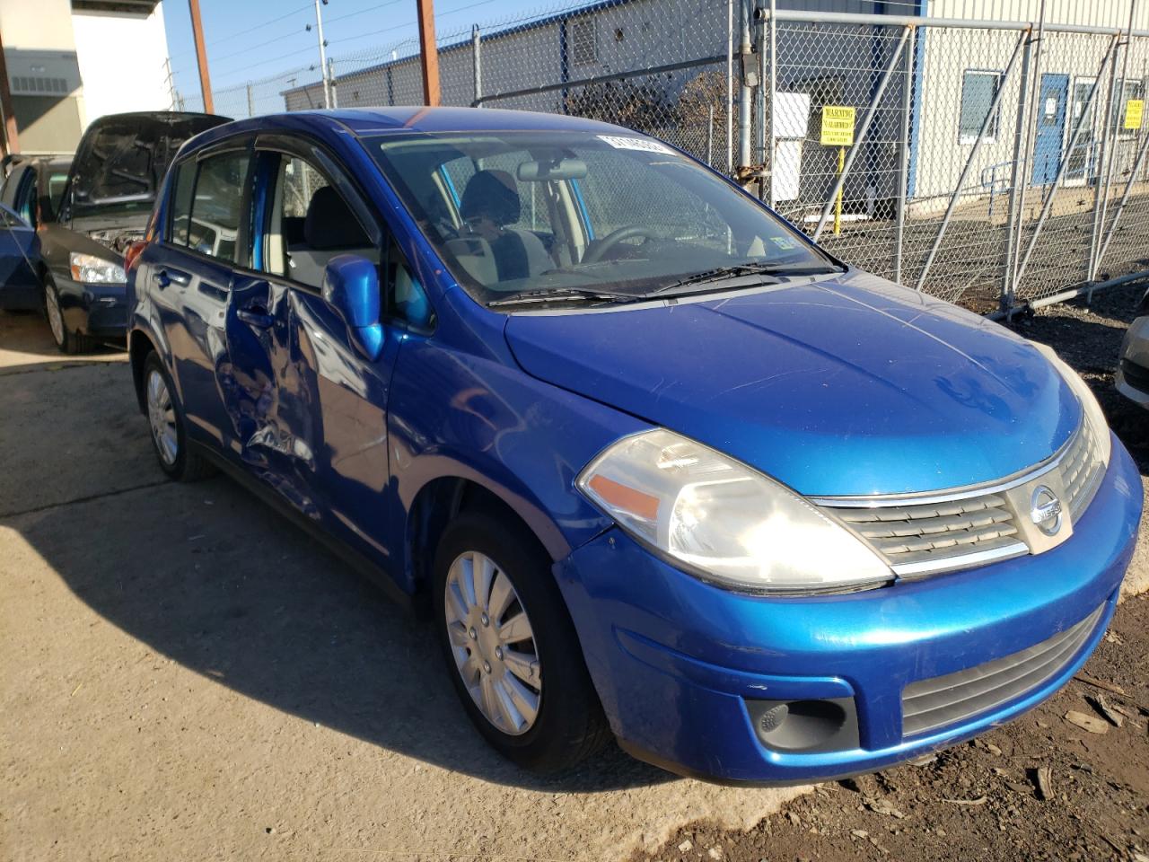 NISSAN VERSA S 2007 with VIN 3N1BC13E97L403102 - Photo from auction