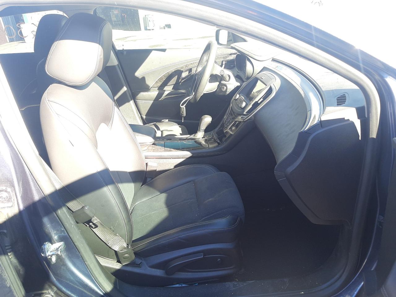 Photo 5 from auction – 2015 BUICK LACROSSE 1 with VIN 1G4G15G31FF327534