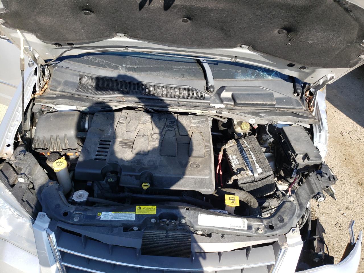 Photo 7 from auction – 2009 CHRYSLER TOWN & COU with VIN 2A8HR64X79R646912