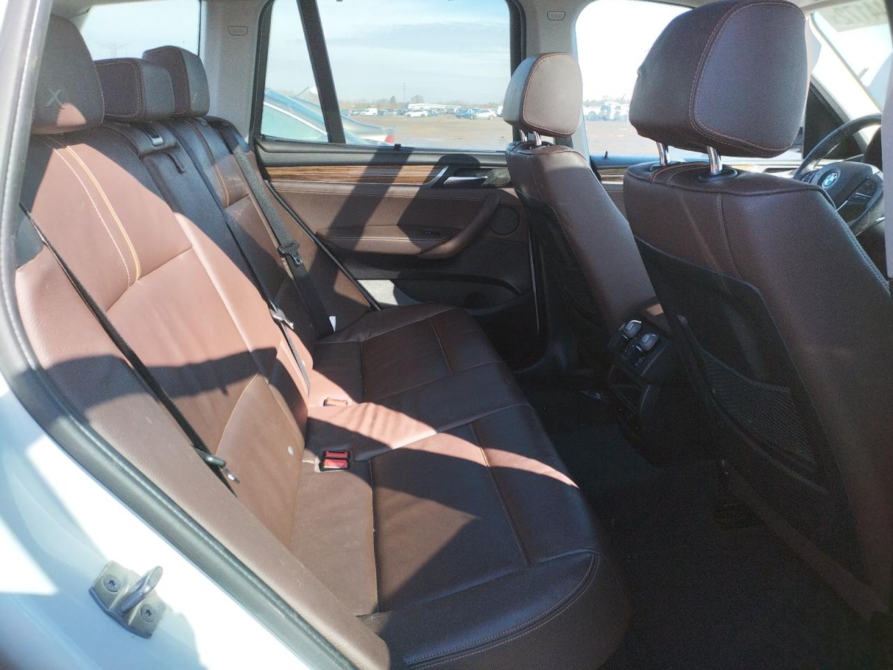 Photo 6 from auction – 2016 BMW X3 with VIN 5UXWY3C56G0N88328